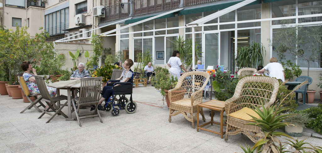 Centro Geriatrico Integral, Residencia Com A Casa, Residencias de Ancianos en Barcelona