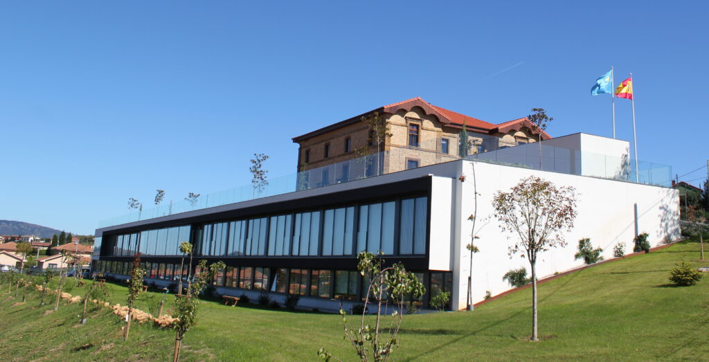 Centro Recreativo Para Adultos Mayores, Residencia Mimara Palacio de Leceñes, Residencias Ancianos Asturias